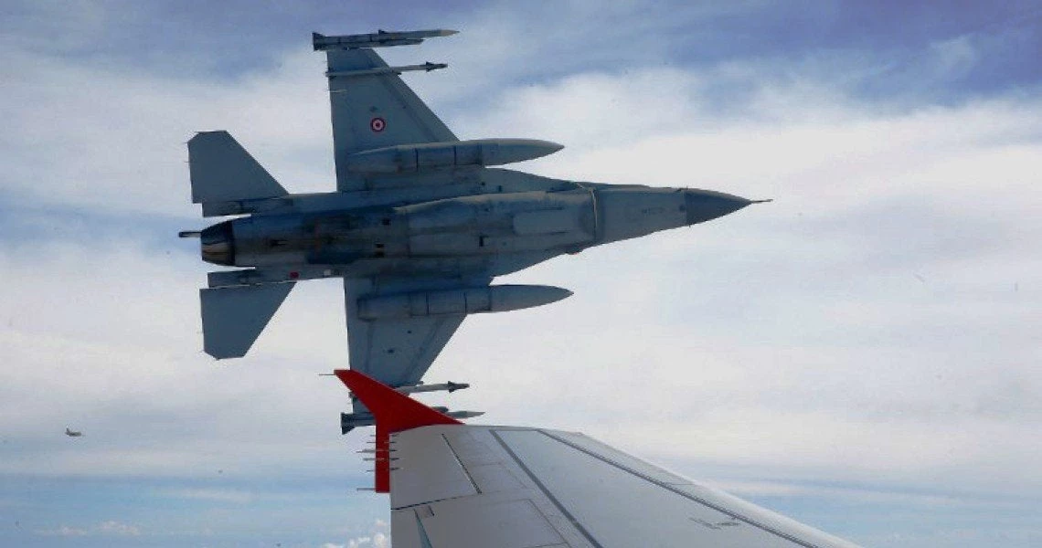 Σαράντα τουρκικές παραβιάσεις και μία εικονική αερομαχία